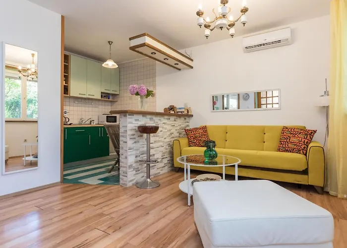Best Apartment Roxy